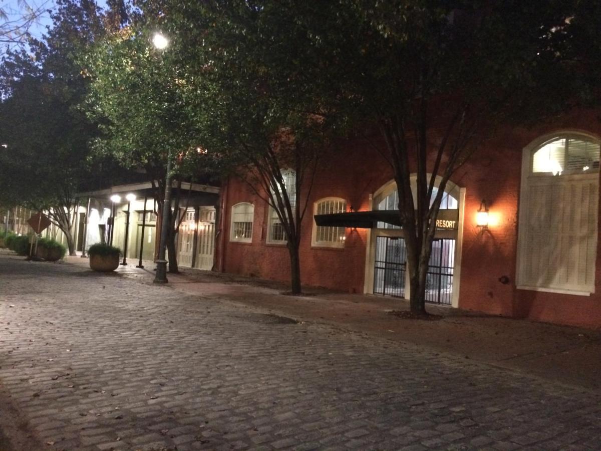 Plaza Suites Downtown New Orleans Buitenkant foto